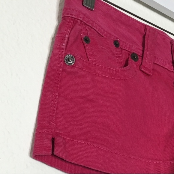 Guess Jeans Pink Stretch Shorts - Picture 6 of 7